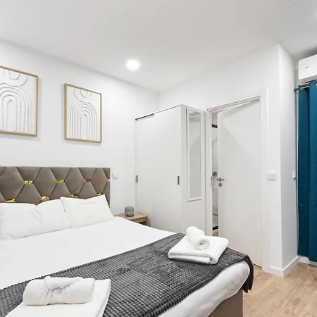 Largo Da Praca Boutique In Center By Se Apartment